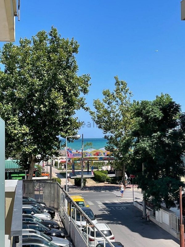 negozio in vendita a Riccione