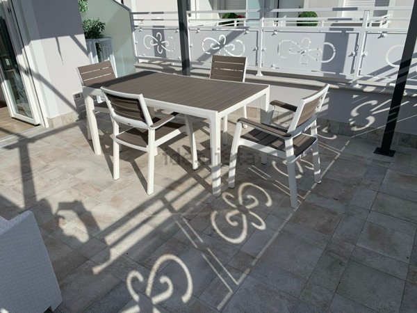 appartamento in vendita a Riccione