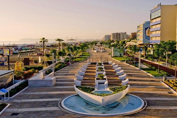 ufficio in vendita a Riccione