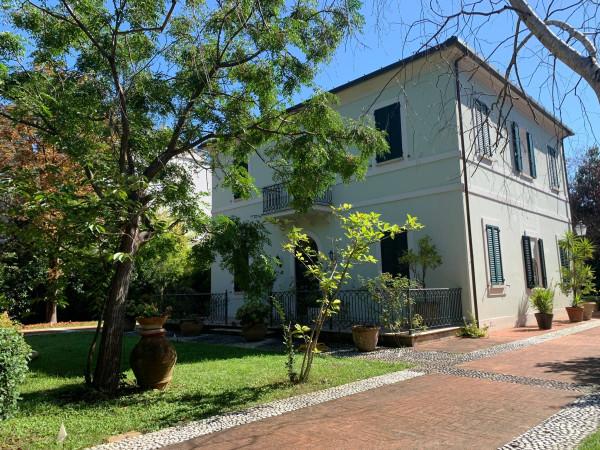 casa indipendente in vendita a Riccione