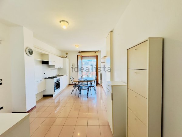 appartamento in vendita a Riccione in zona Alba