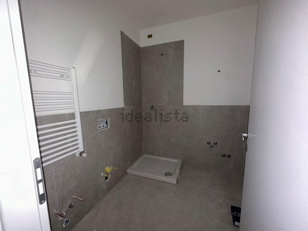 ufficio in vendita a Riccione in zona Centro Storico