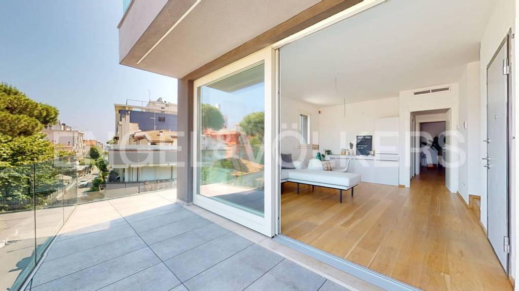 appartamento in vendita a Riccione in zona Alba