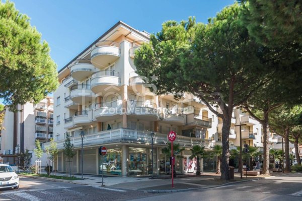 appartamento in vendita a Riccione in zona Alba