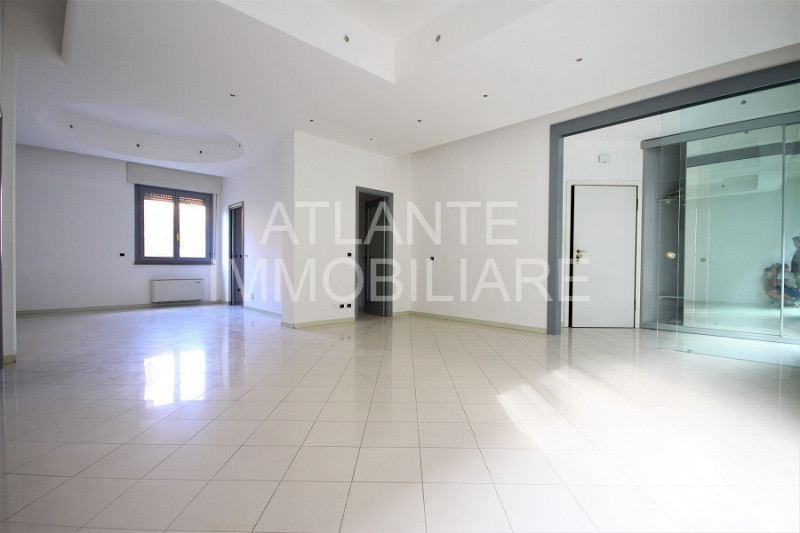 appartamento in vendita a Riccione