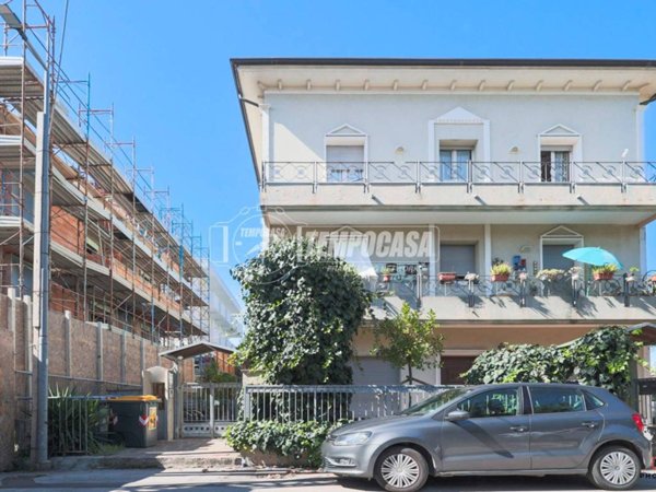 appartamento in vendita a Riccione in zona Alba