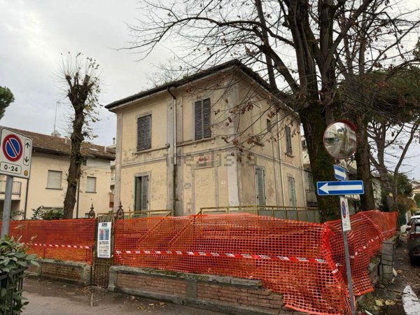 casa indipendente in vendita a Riccione