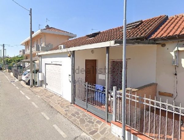 appartamento in vendita a Riccione in zona San Lorenzo