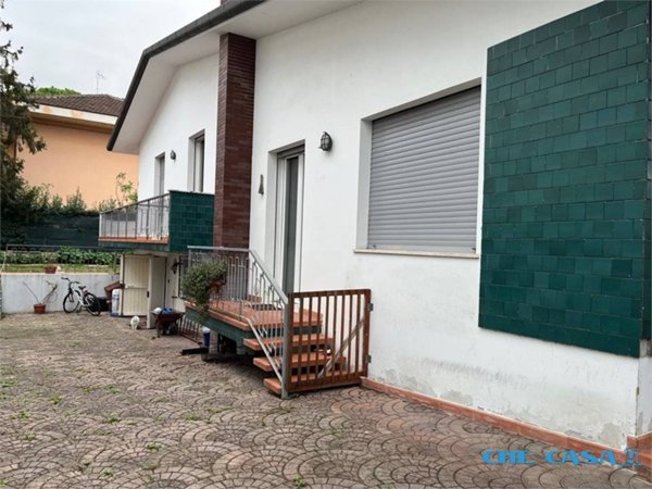 casa indipendente in vendita a Riccione