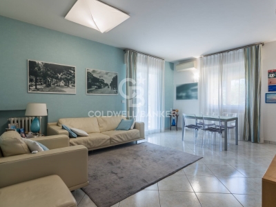 appartamento in vendita a Riccione in zona Centro Storico