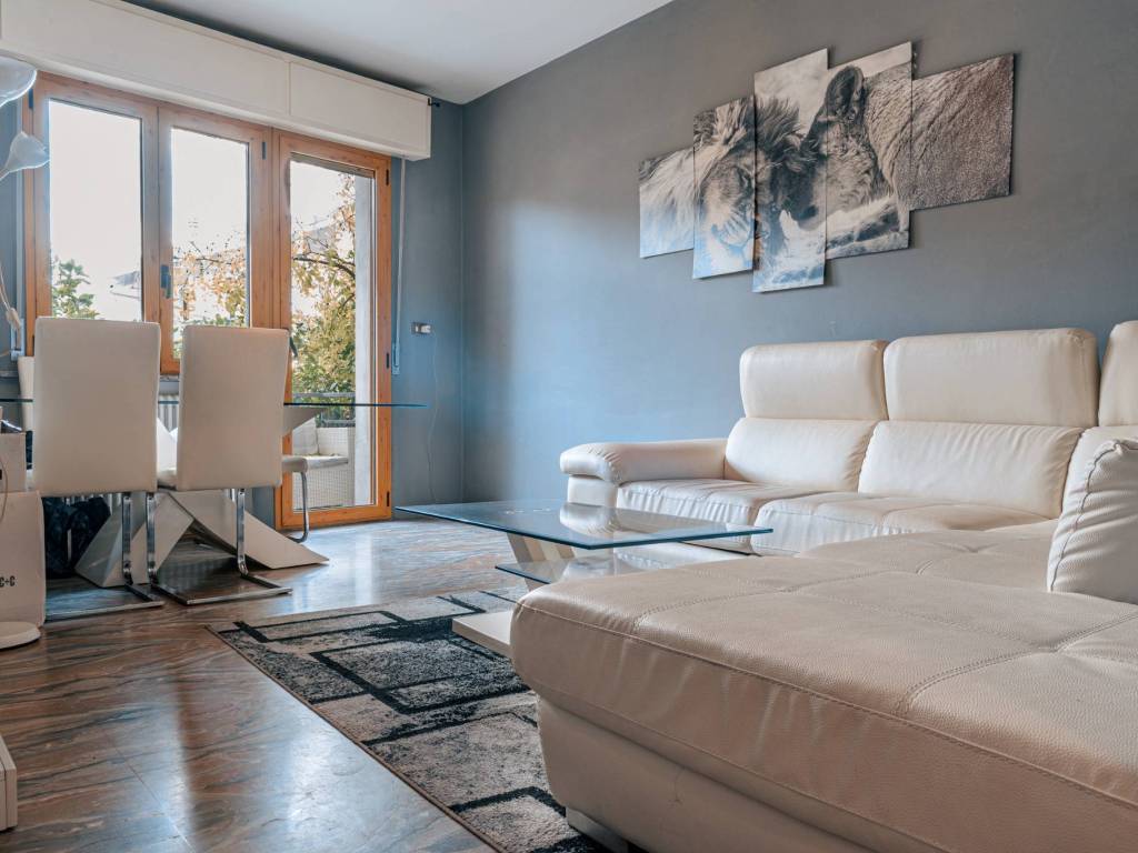 appartamento in vendita a Riccione