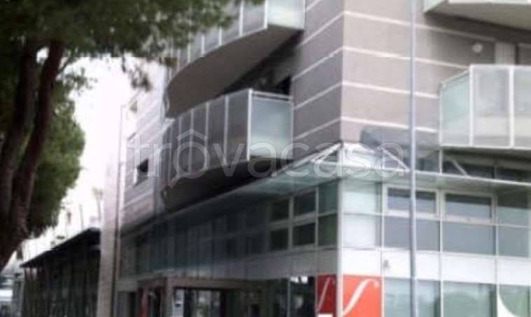 negozio in vendita a Riccione