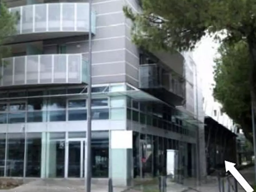 negozio in vendita a Riccione