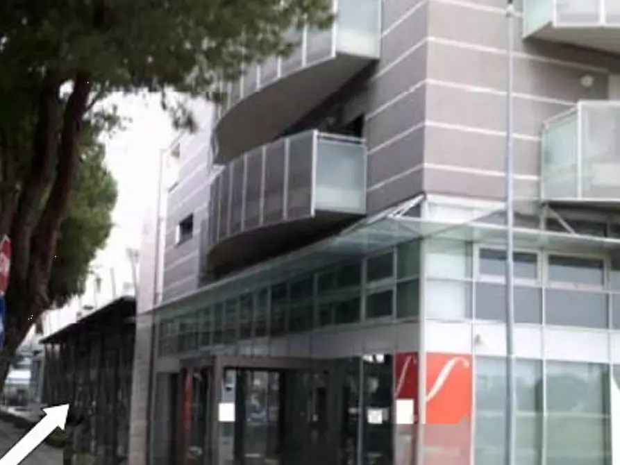 negozio in vendita a Riccione