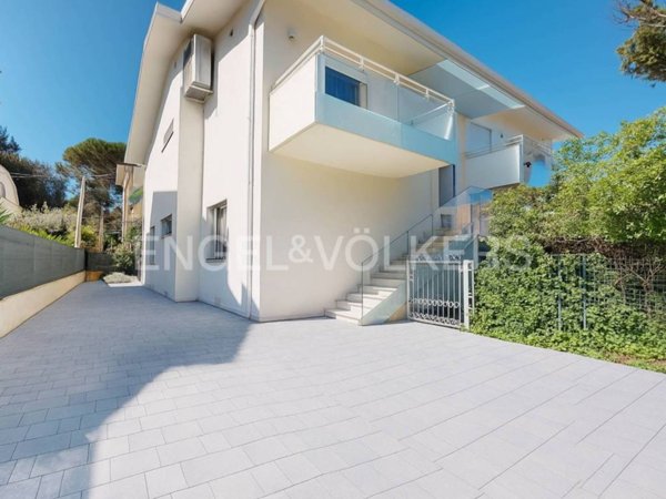 appartamento in vendita a Riccione