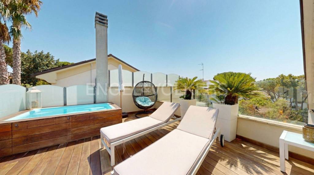 casa indipendente in vendita a Riccione in zona Marano