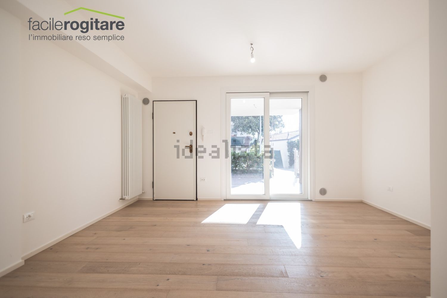 appartamento in vendita a Riccione in zona Alba