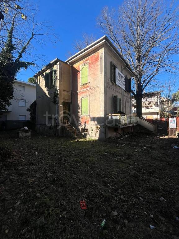 appartamento in vendita a Riccione in zona Alba