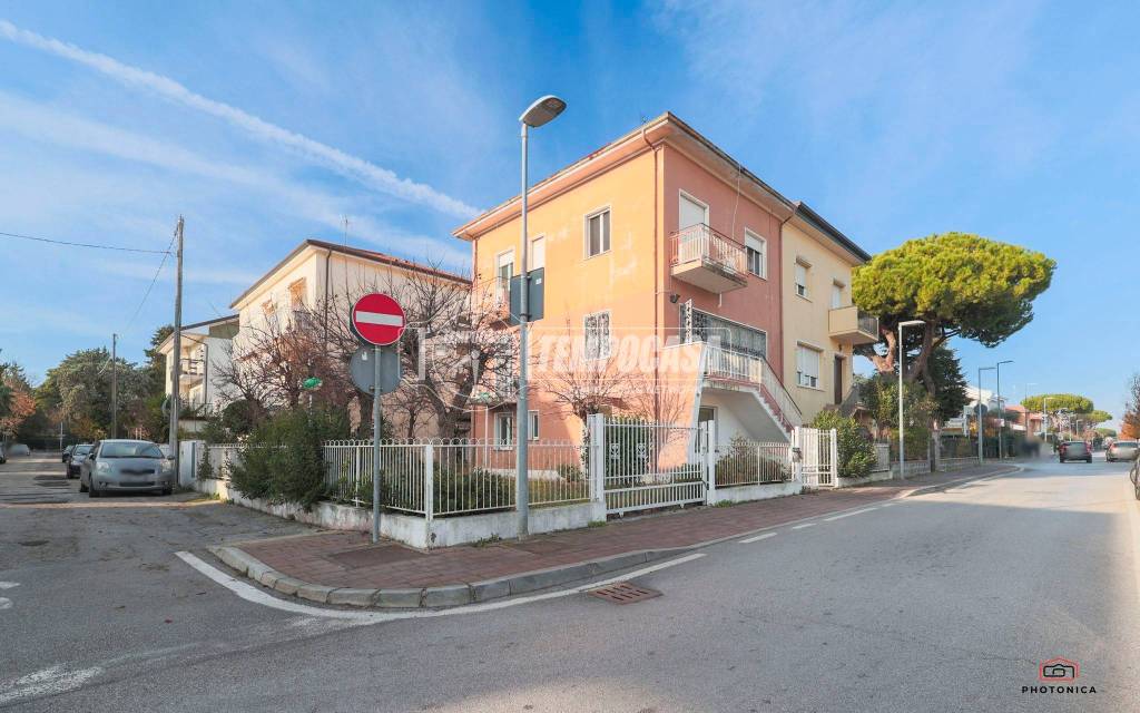 casa semindipendente in vendita a Riccione