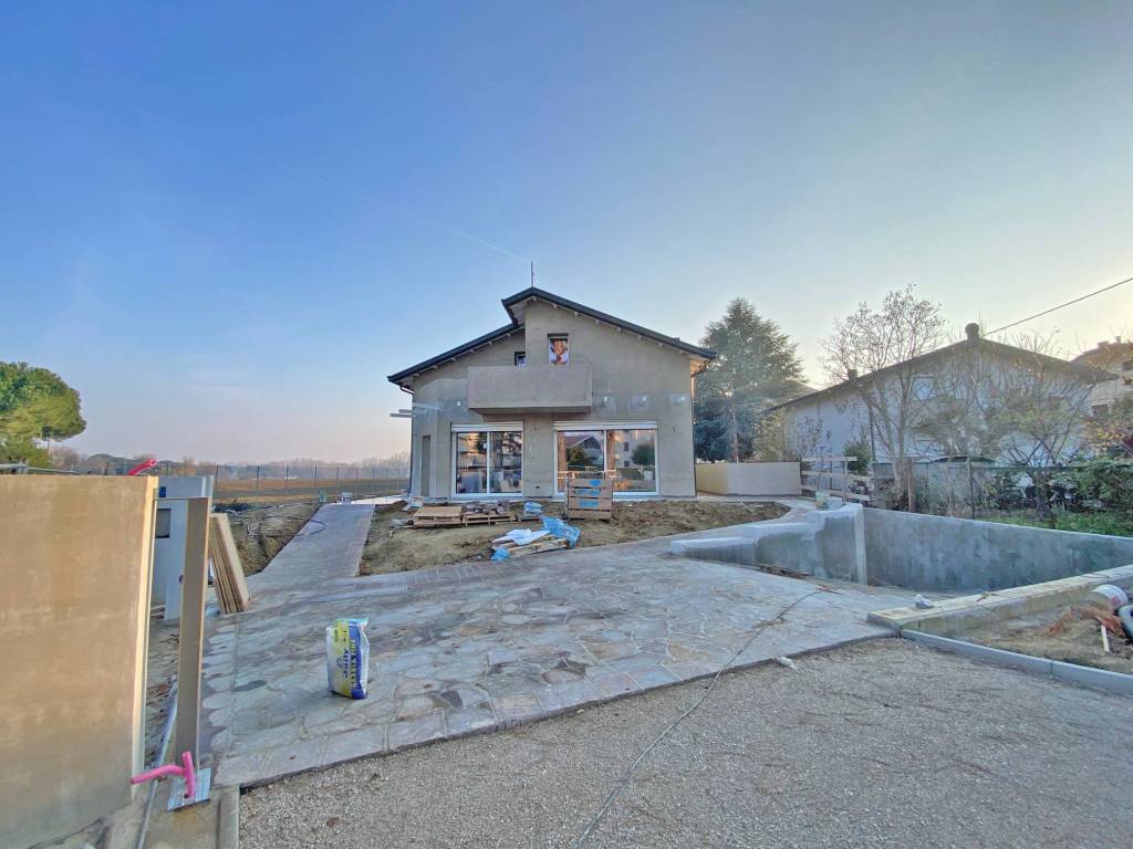 casa indipendente in vendita a Riccione in zona San Lorenzo