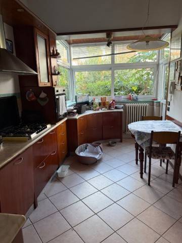 casa indipendente in vendita a Riccione