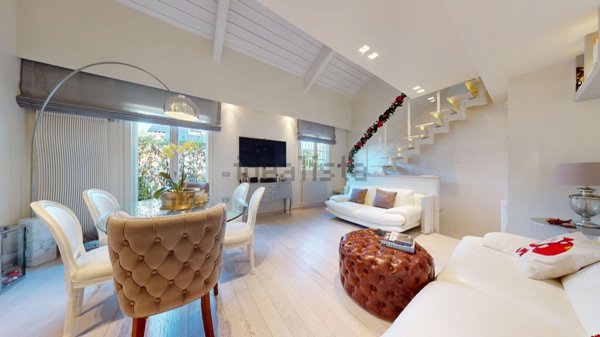 casa indipendente in vendita a Riccione