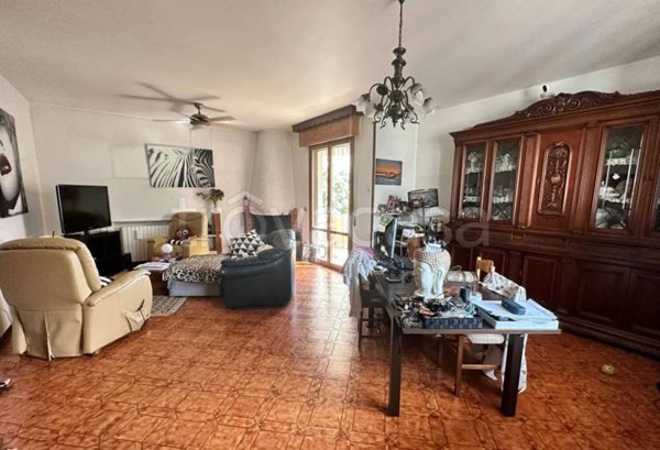 casa indipendente in vendita a Riccione