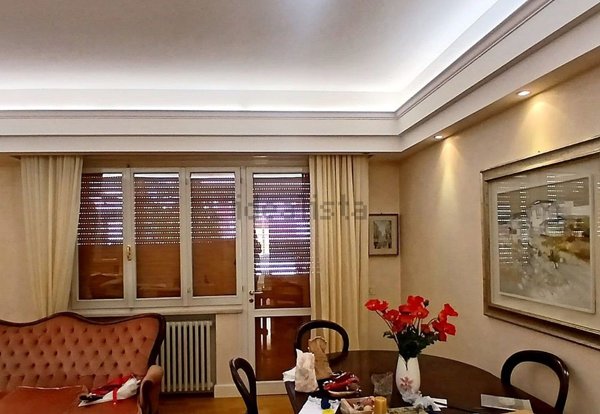 casa indipendente in vendita a Riccione