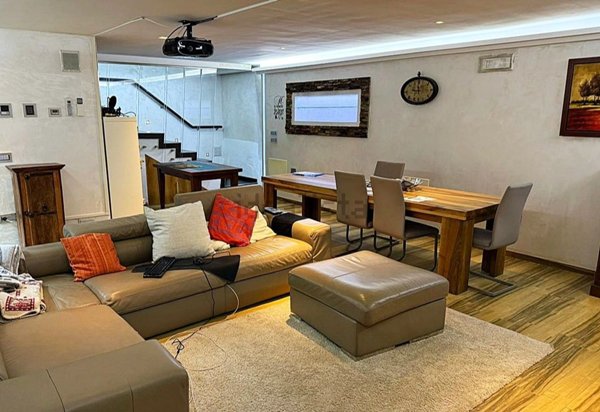 casa indipendente in vendita a Riccione in zona Centro Storico