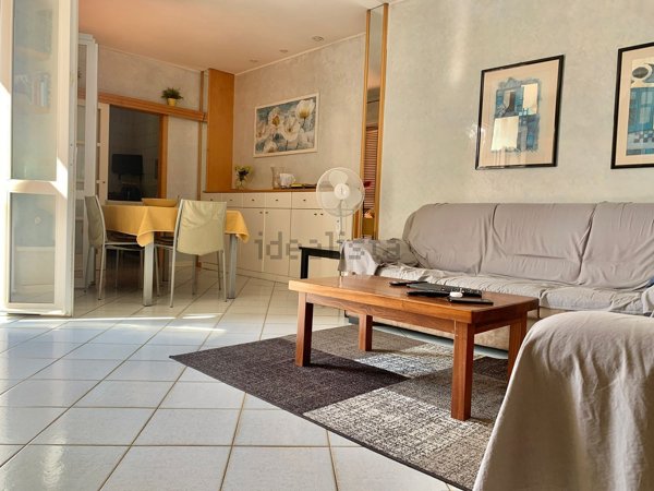 casa indipendente in vendita a Riccione in zona Centro Storico