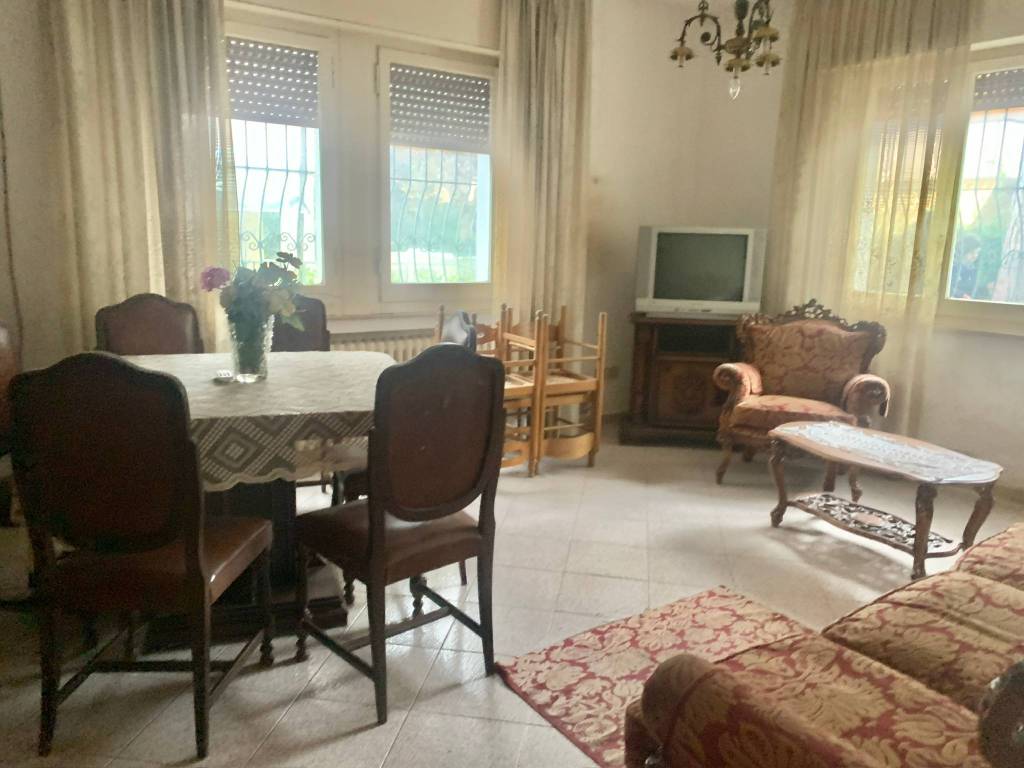 casa indipendente in vendita a Riccione