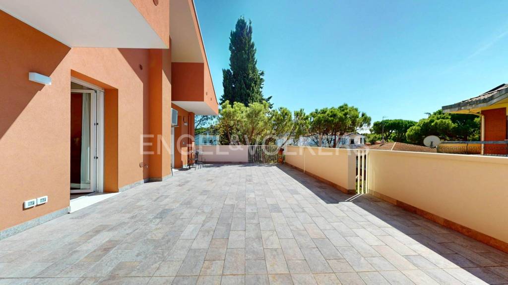 appartamento in vendita a Riccione in zona Alba