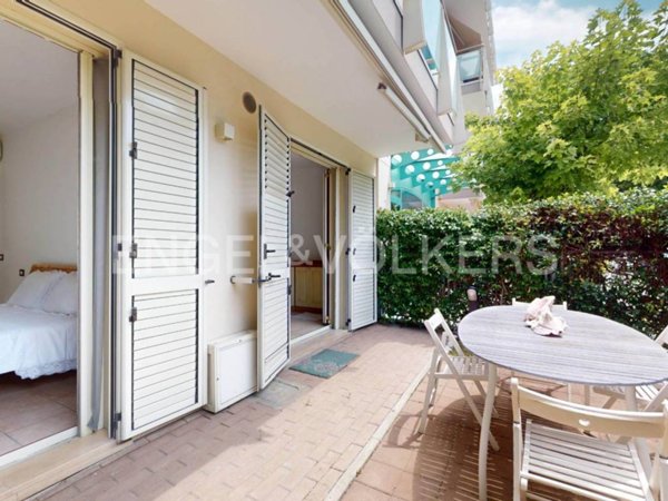 appartamento in vendita a Riccione in zona Marano