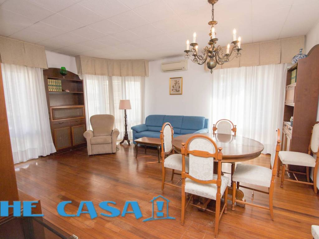 appartamento in vendita a Riccione