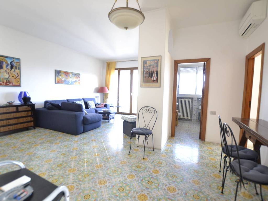 appartamento in vendita a Riccione