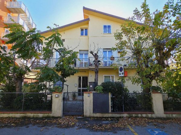 appartamento in vendita a Riccione in zona Alba