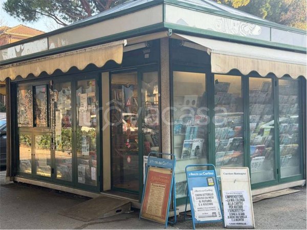 negozio in vendita a Riccione