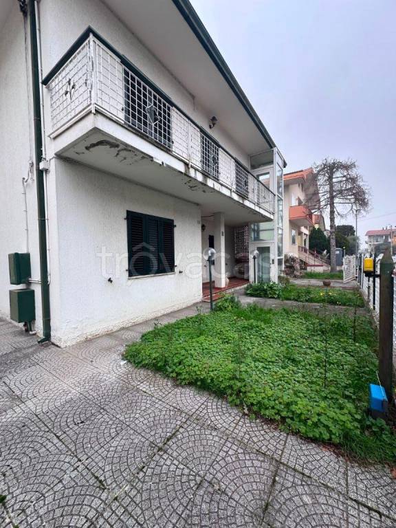 appartamento in vendita a Riccione in zona Case Monaldini