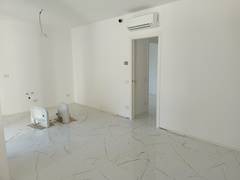 locale commerciale in vendita a Riccione in zona Centro Storico