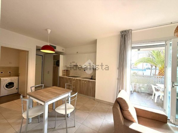 appartamento in vendita a Riccione in zona Alba
