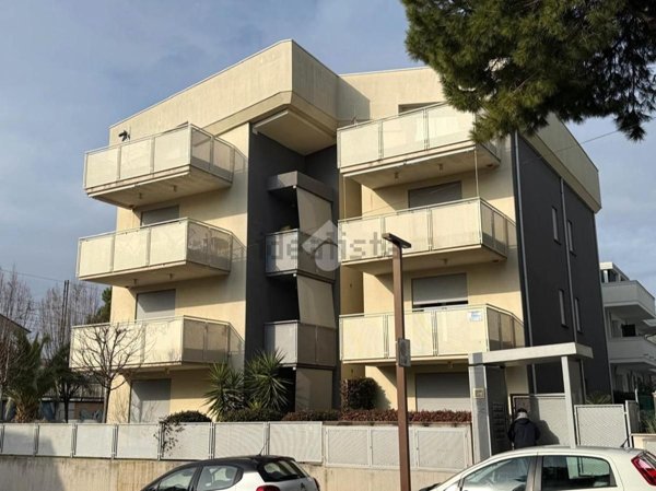 appartamento in vendita a Riccione in zona Alba
