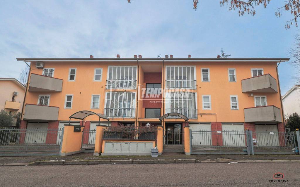 appartamento in vendita a Riccione in zona San Lorenzo