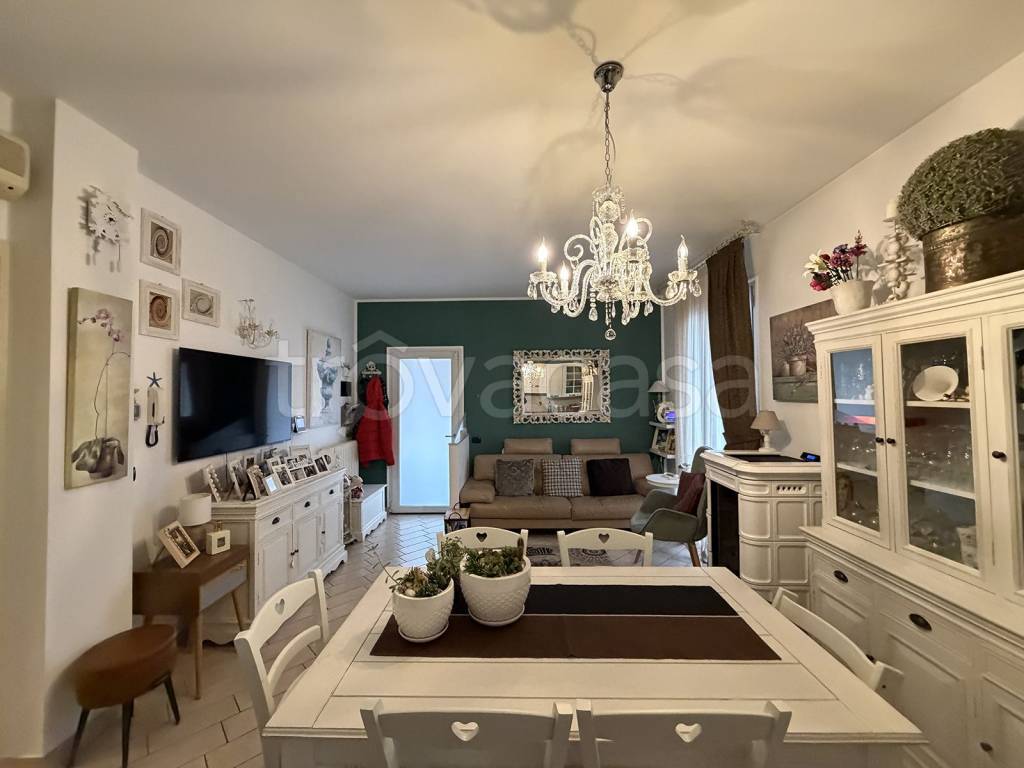 appartamento in vendita a Riccione in zona San Lorenzo