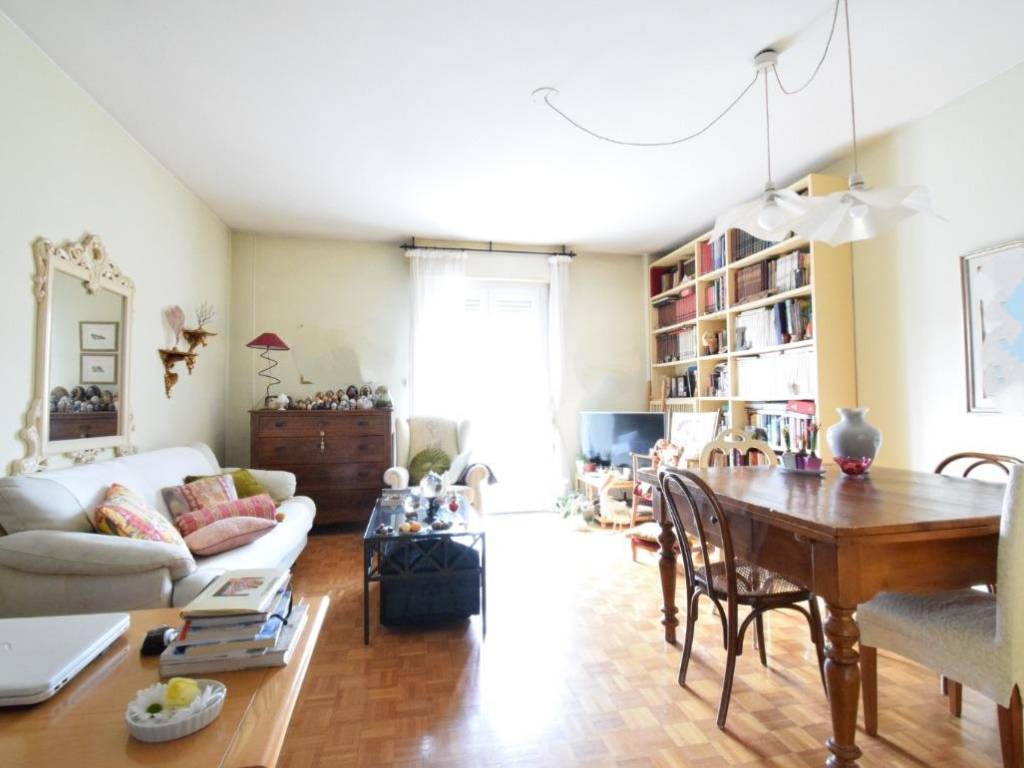 appartamento in vendita a Riccione