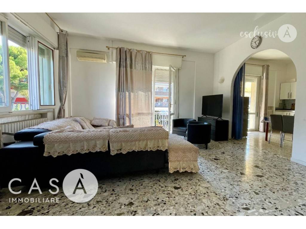appartamento in vendita a Riccione in zona Alba