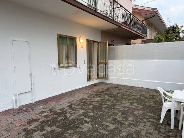 appartamento in vendita a Riccione in zona Alba