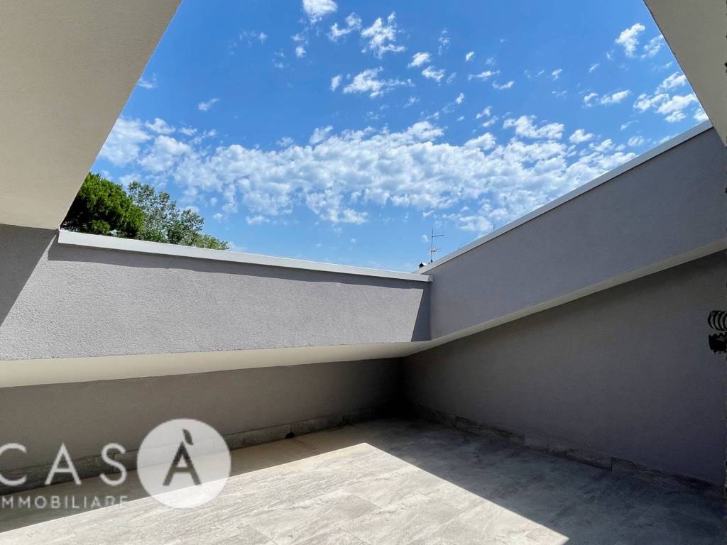 appartamento in vendita a Riccione in zona Marano