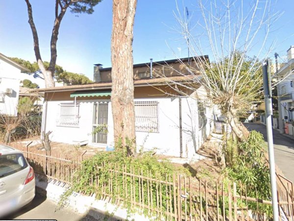 casa indipendente in vendita a Riccione