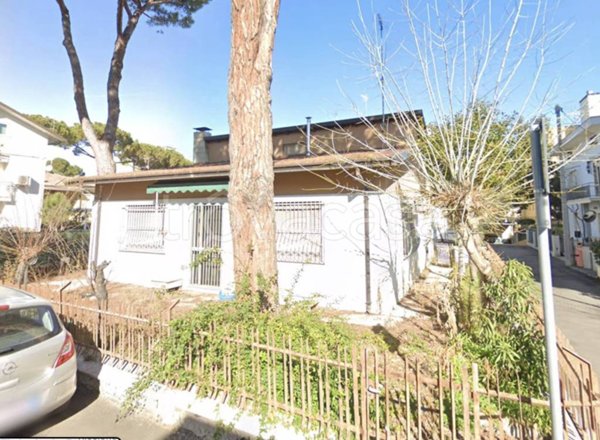 casa indipendente in vendita a Riccione