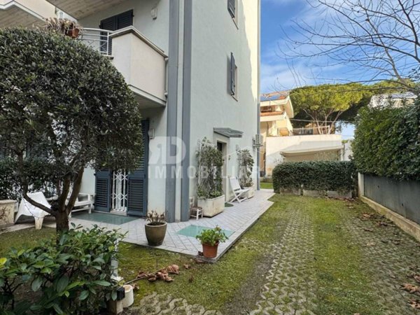 appartamento in vendita a Riccione